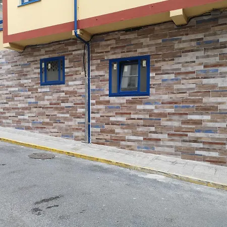 Monqar Playa 아파트 포스