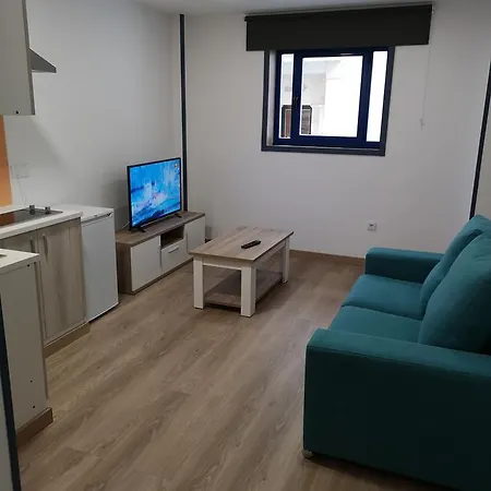 Monqar Playa 아파트 *